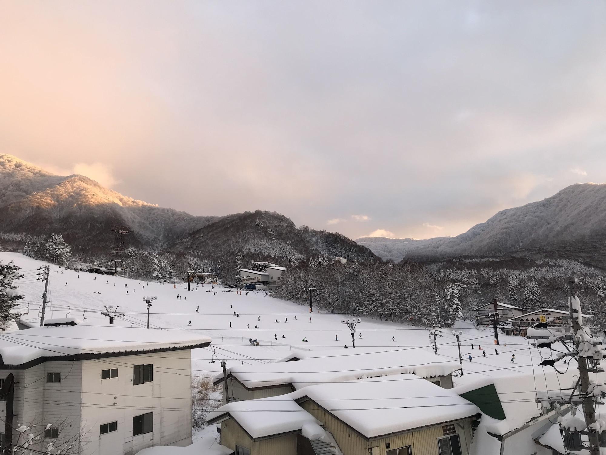 Hotel Tagawa Яманучи Екстериор снимка