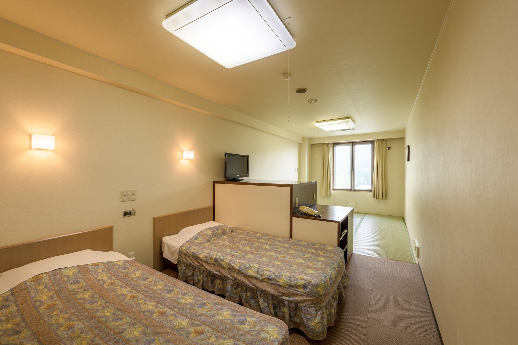 Hotel Tagawa Яманучи Екстериор снимка