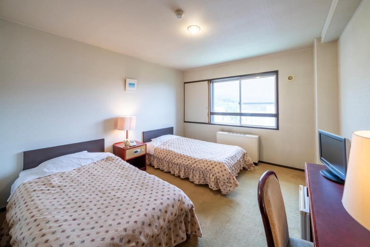 Hotel Tagawa Яманучи Екстериор снимка