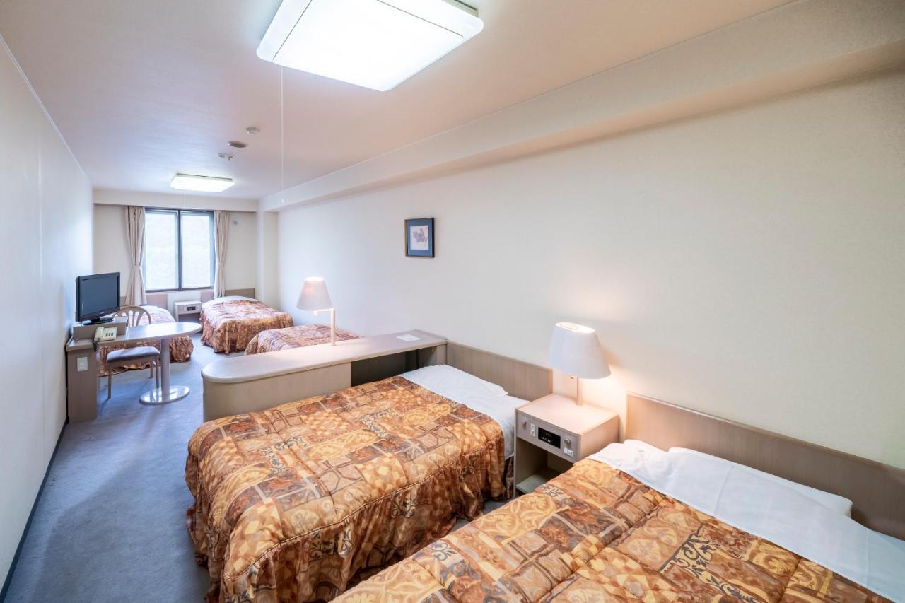 Hotel Tagawa Яманучи Екстериор снимка