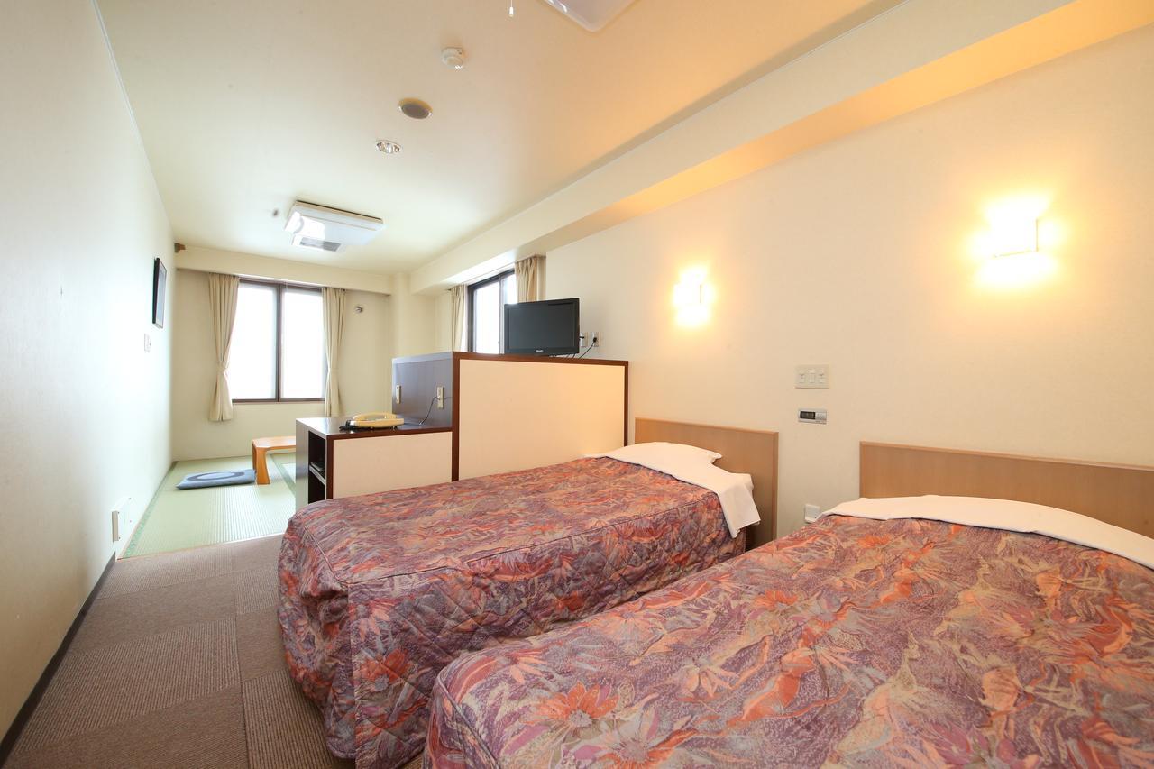 Hotel Tagawa Яманучи Екстериор снимка